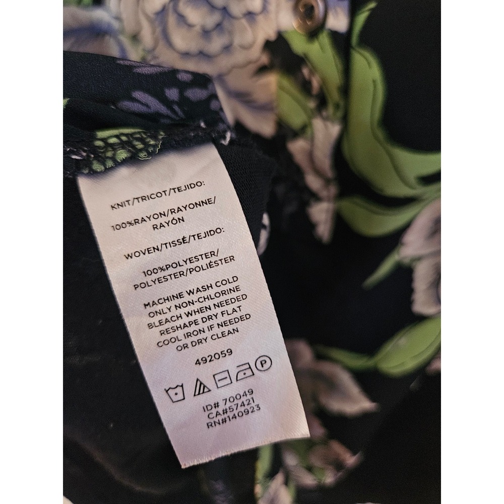 Loft Outlet Floral Blouse Women XS Navy Blue Sleeveless Henley Split Neck EUC - Picture 6 of 6